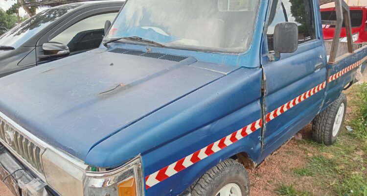 Kijang Pick-Up: Mengapa Masih Diminati Oleh Kebanyakan Petani Sawit Kalimantan?